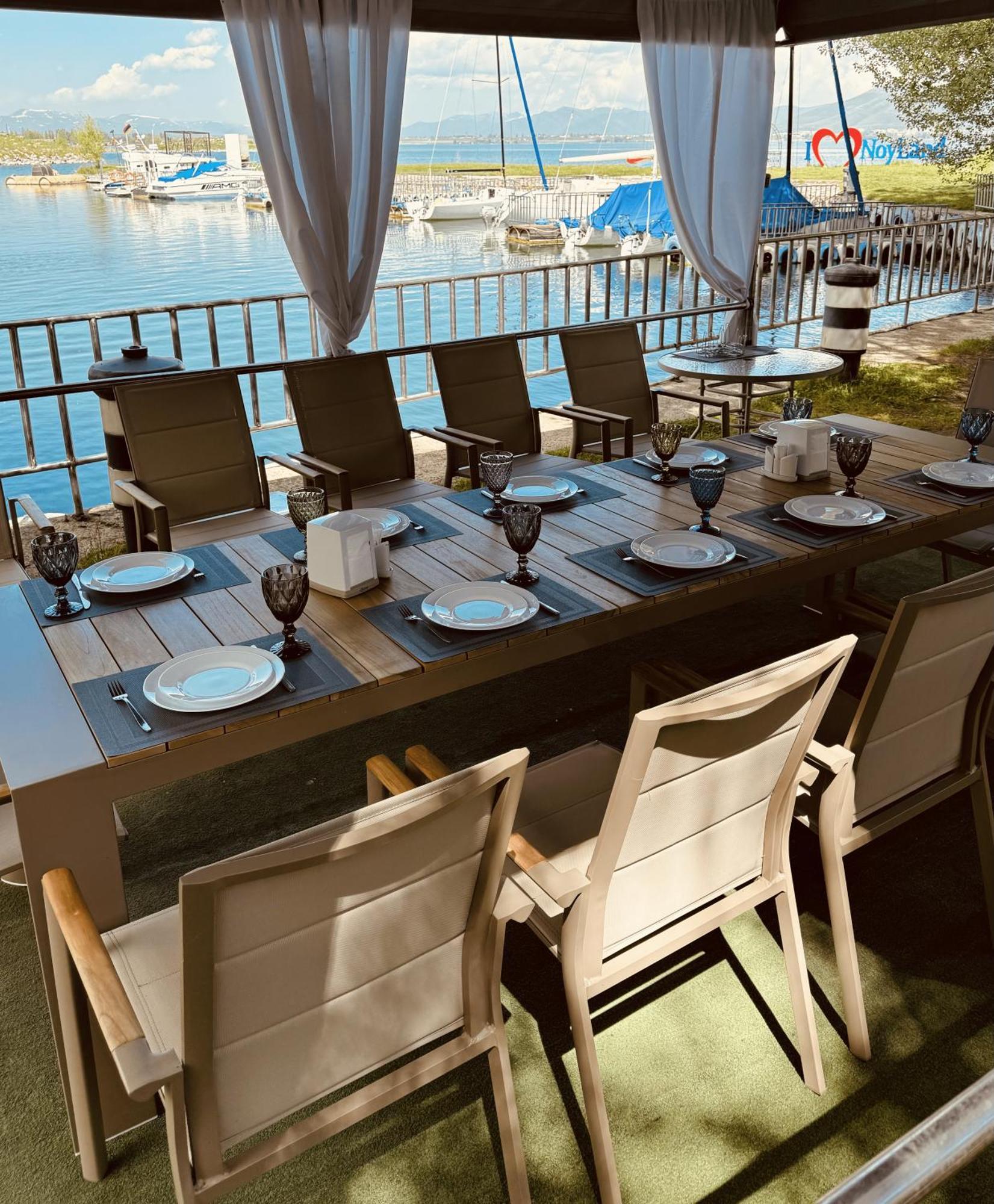 Noy Land Resort Sevan Exterior photo