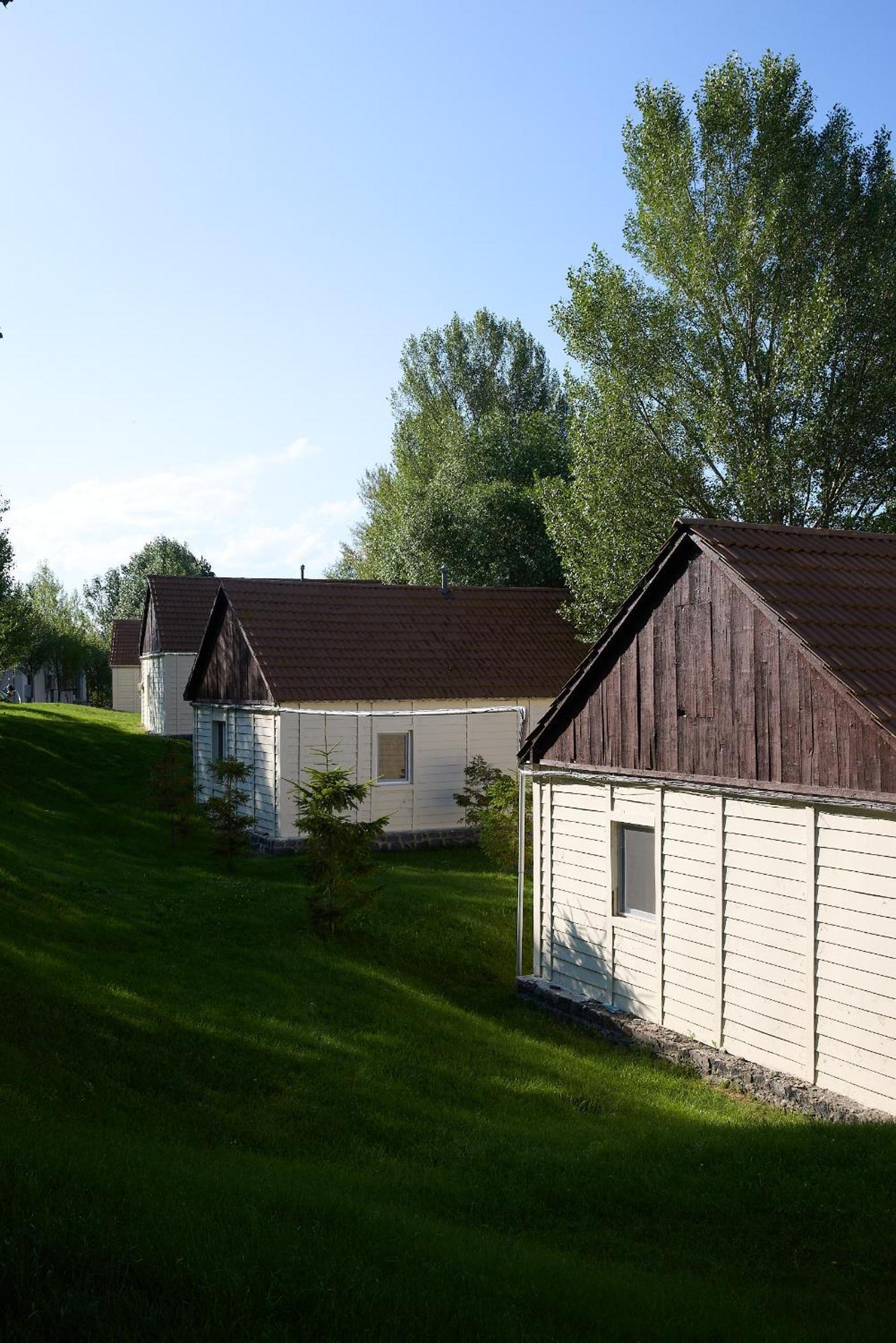 Noy Land Resort Sevan Exterior photo